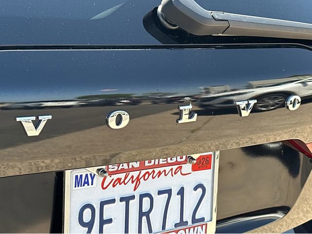 Used 2020 Volvo XC60 T5 Momentum w/ Protection Package Premier FWD image 4