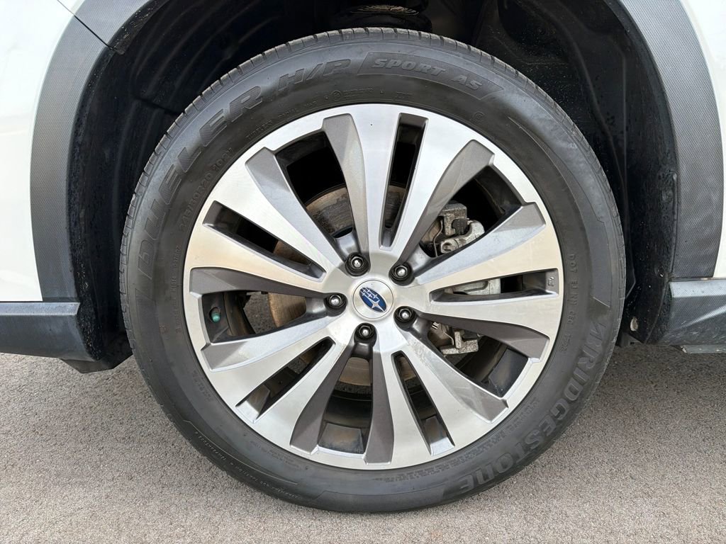 Used 2022 Subaru Ascent Limited image 2