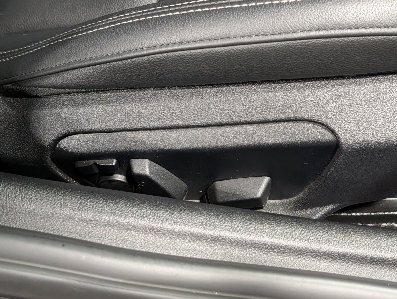 Used 2020 Toyota Supra Launch Edition w/ Driver Assist Package image 24