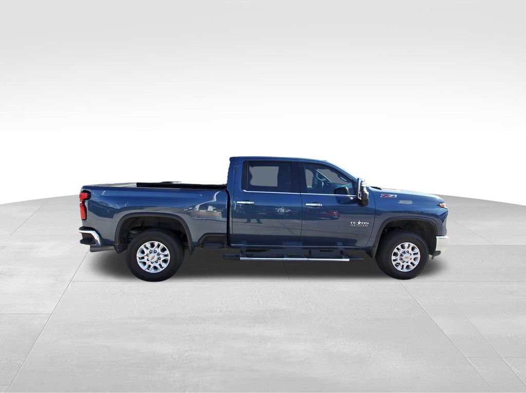 Used 2024 Chevrolet Silverado 2500 LTZ w/ LTZ Texas Edition image 5