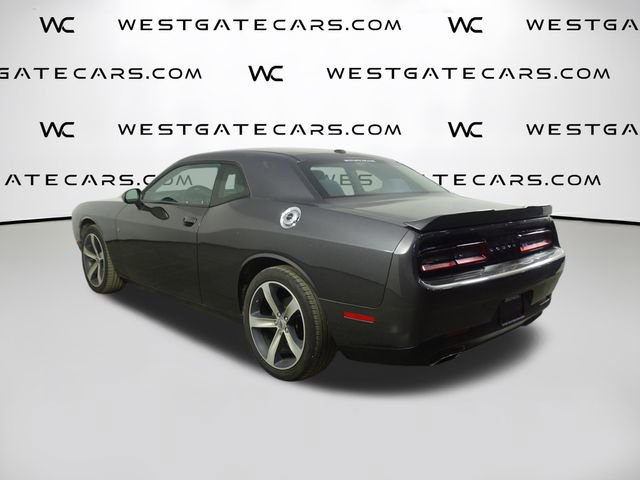 Used 2019 Dodge Challenger SXT image 5