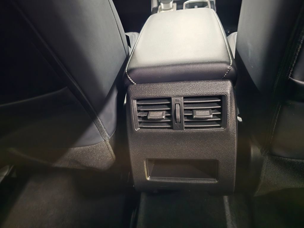 Used 2025 Mitsubishi Outlander SE FWD image 36