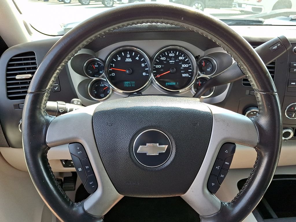 Used 2008 Chevrolet Silverado 2500 LT AWD/4WD image 17