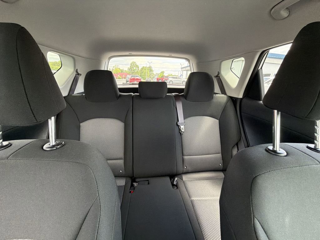 Used 2025 Kia Soul LX w/ LX Technology Package FWD image 13