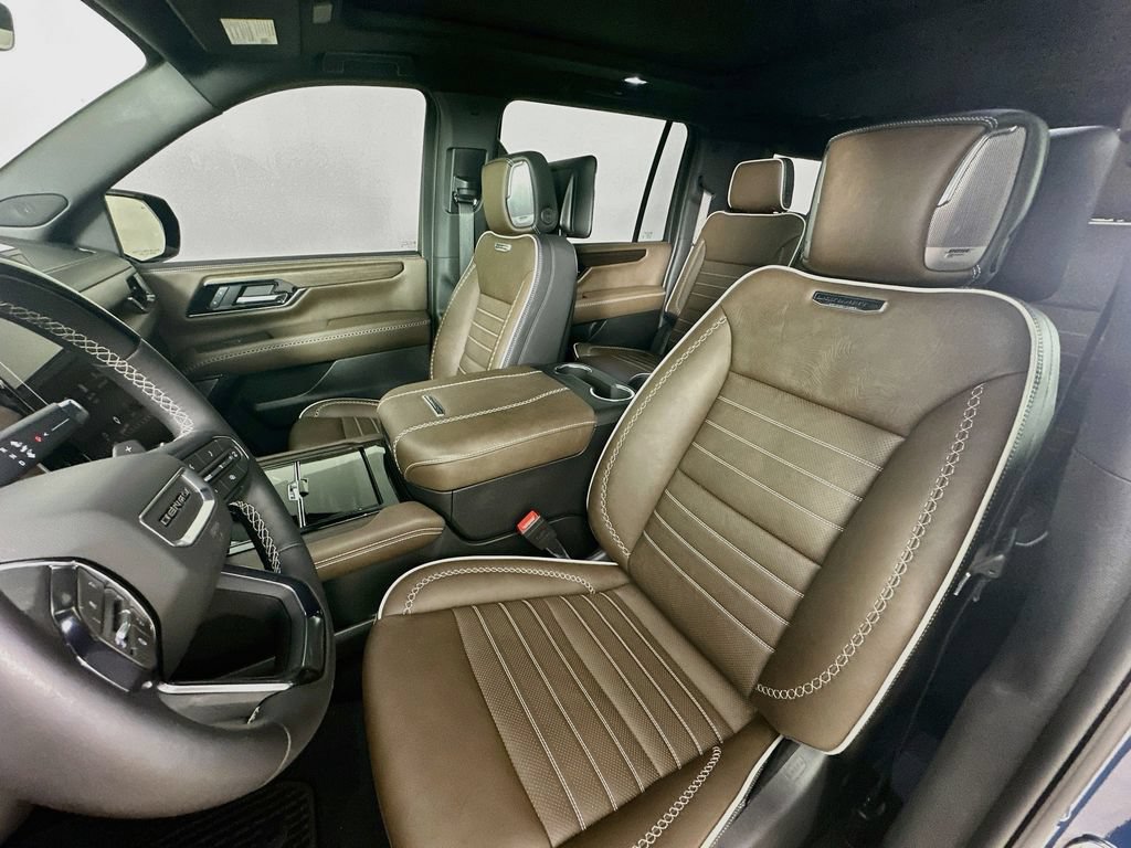 Used 2026 GMC Yukon XL Denali Ultimate AWD/4WD image 27
