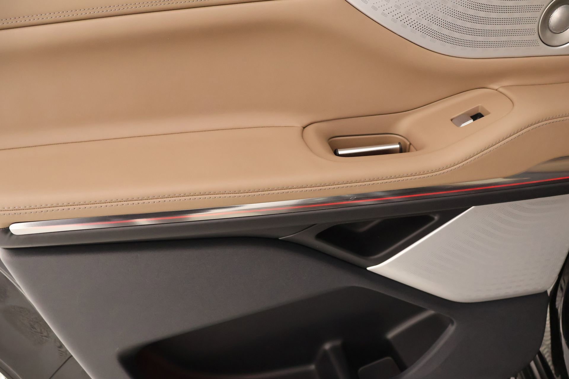 New 2026 Lincoln Navigator L Black Label image 18