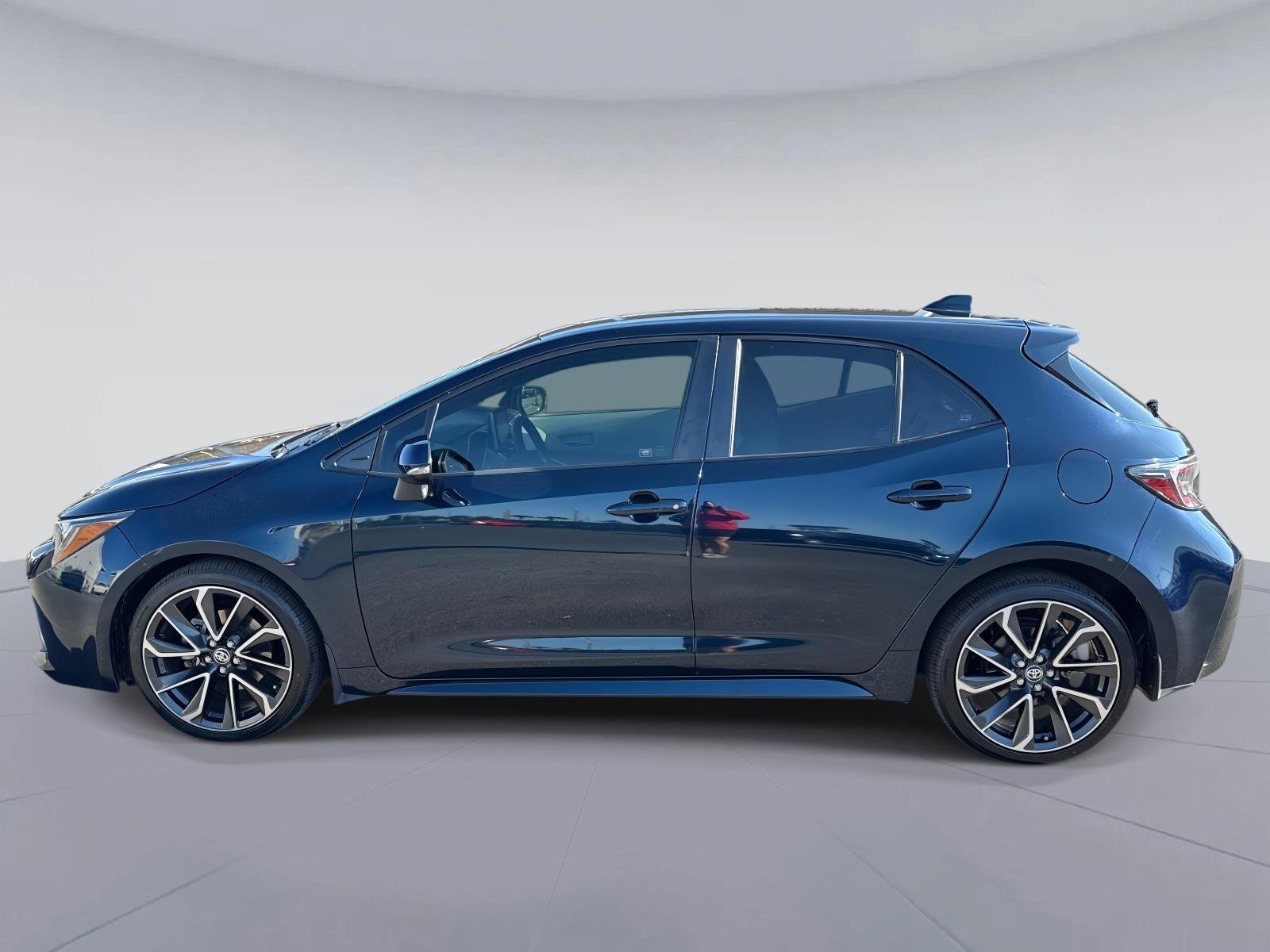 Used 2020 Toyota Corolla XSE image 7