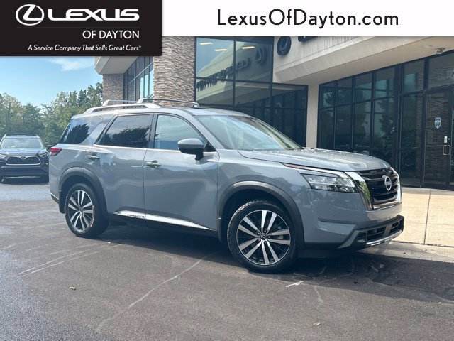Used 2024 Nissan Pathfinder Platinum w/ Cargo Package
