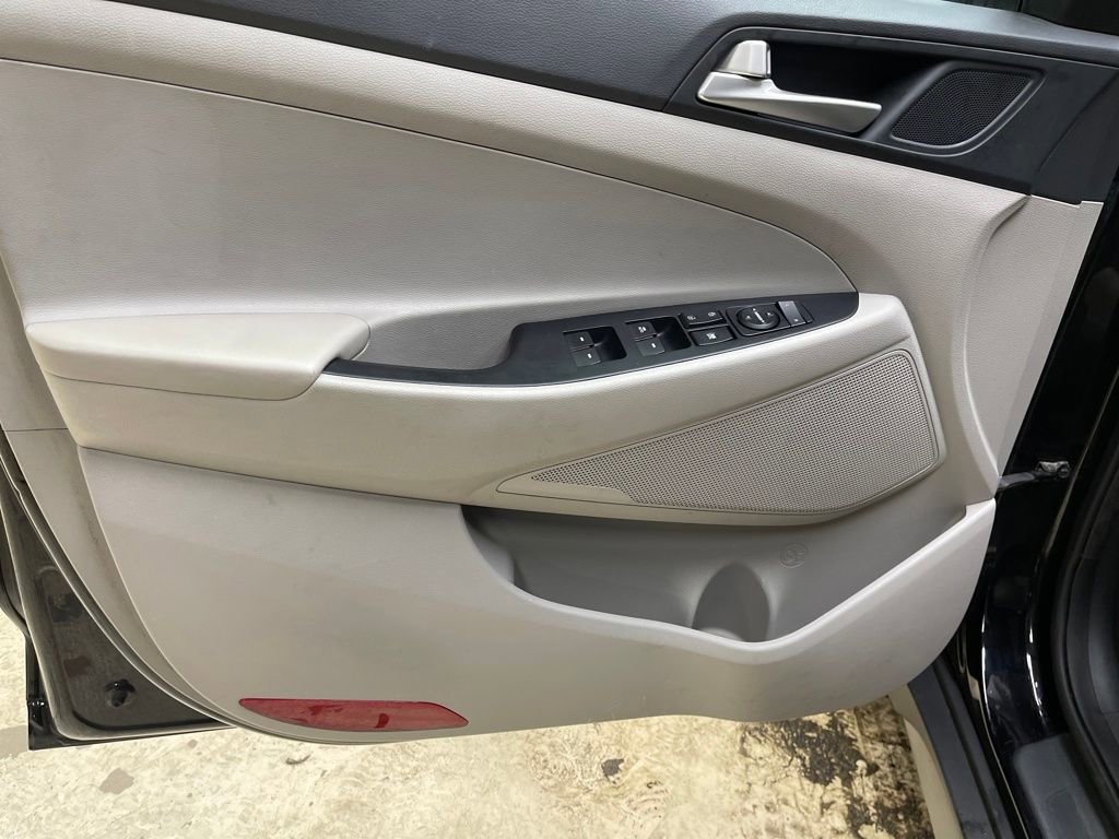 Used 2019 Hyundai Tucson SEL image 12