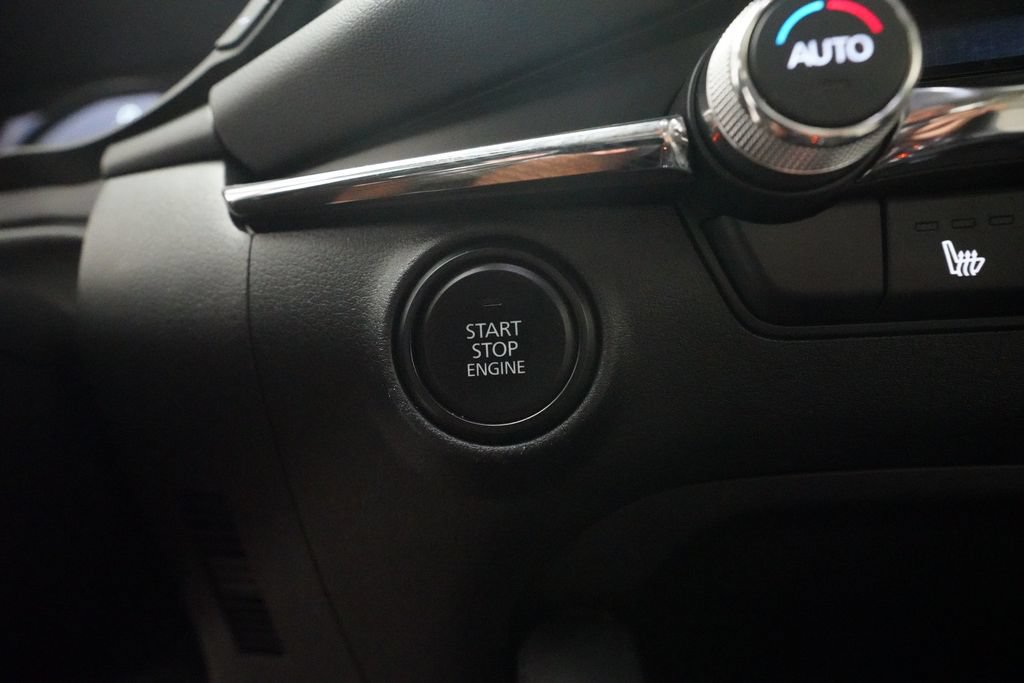 Used 2022 MAZDA MAZDA3 s FWD image 29