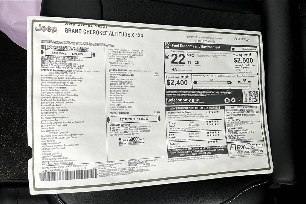 New 2025 Jeep Grand Cherokee Altitude image 14