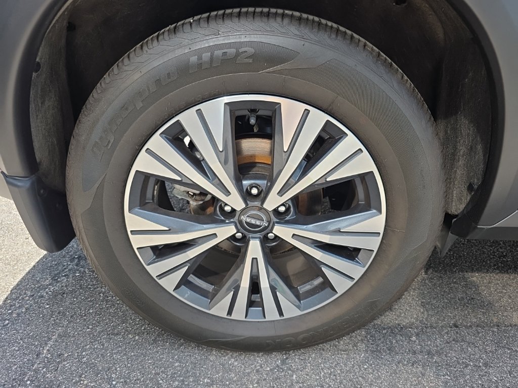 Certified 2023 Nissan Rogue SV AWD/4WD image 22
