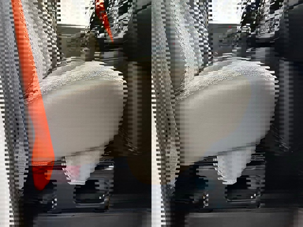 Used 2022 Chevrolet Express 3500 w/ Power Convenience Package image 40