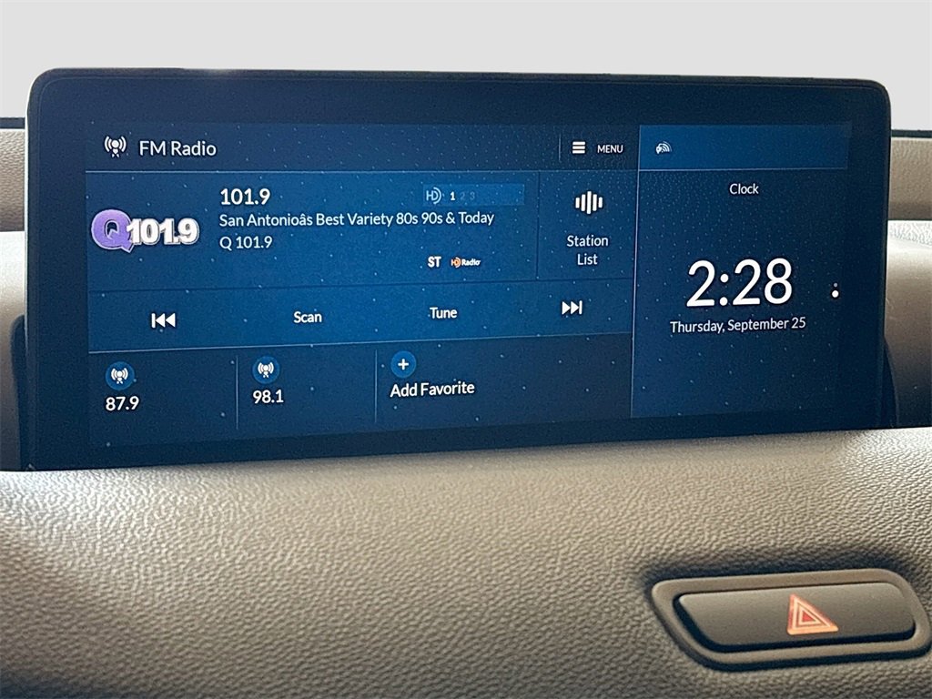 Used 2023 Acura TLX image 14