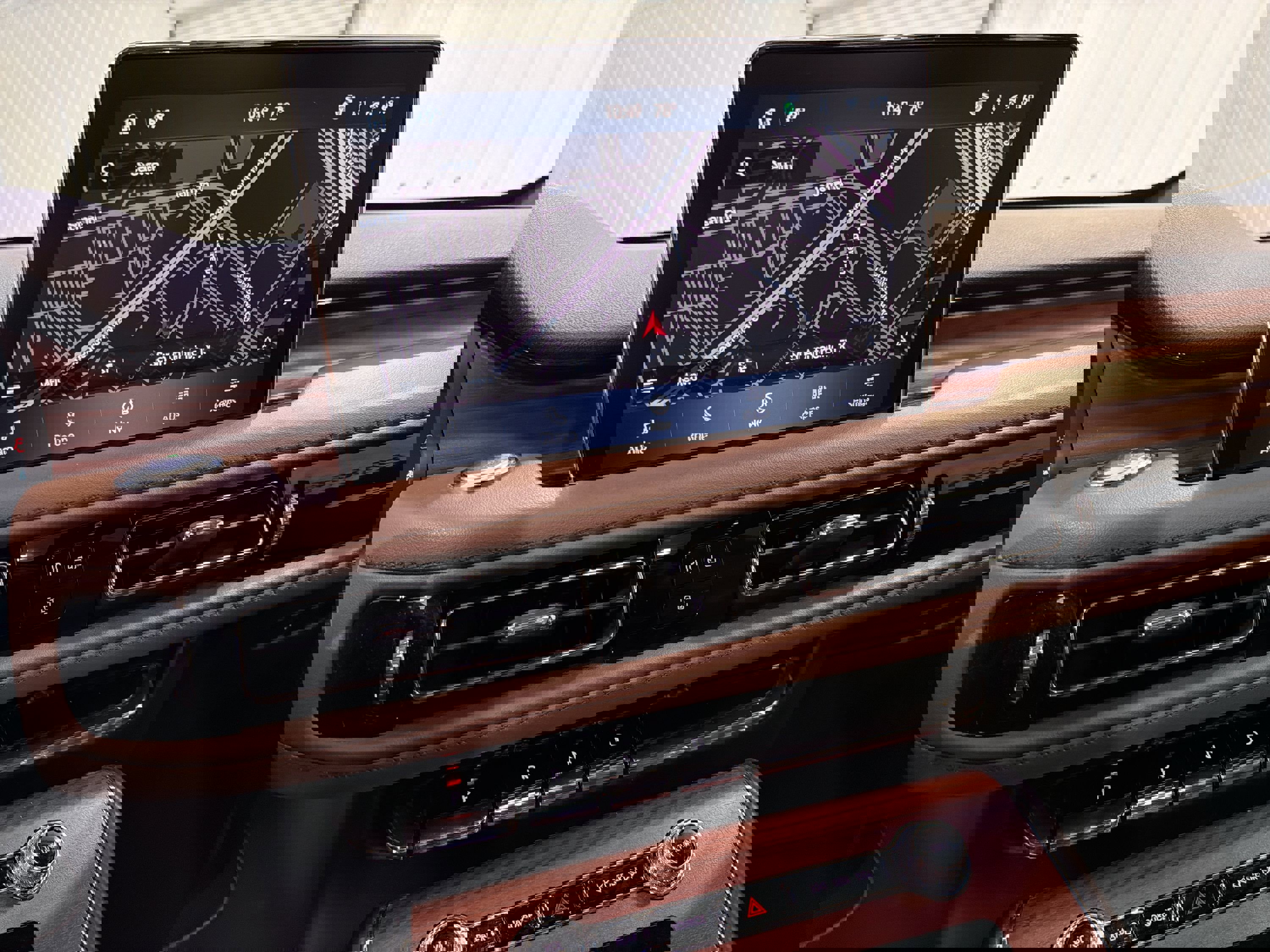 Used 2023 Lincoln Aviator Reserve w/ Equipment Group 201A image 19