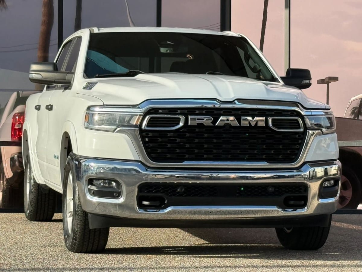 Used 2025 RAM 1500 Big Horn AWD/4WD image 18