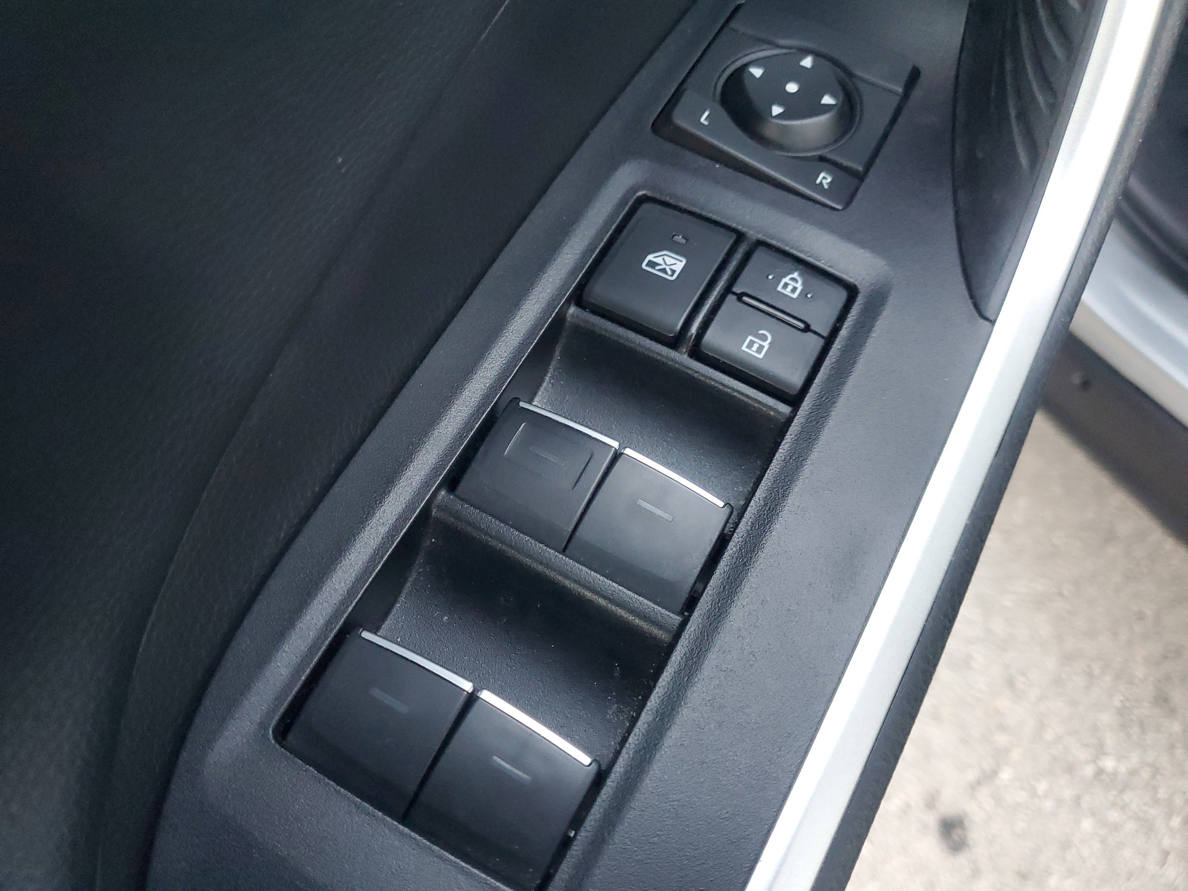 Used 2023 Toyota RAV4 XSE image 21