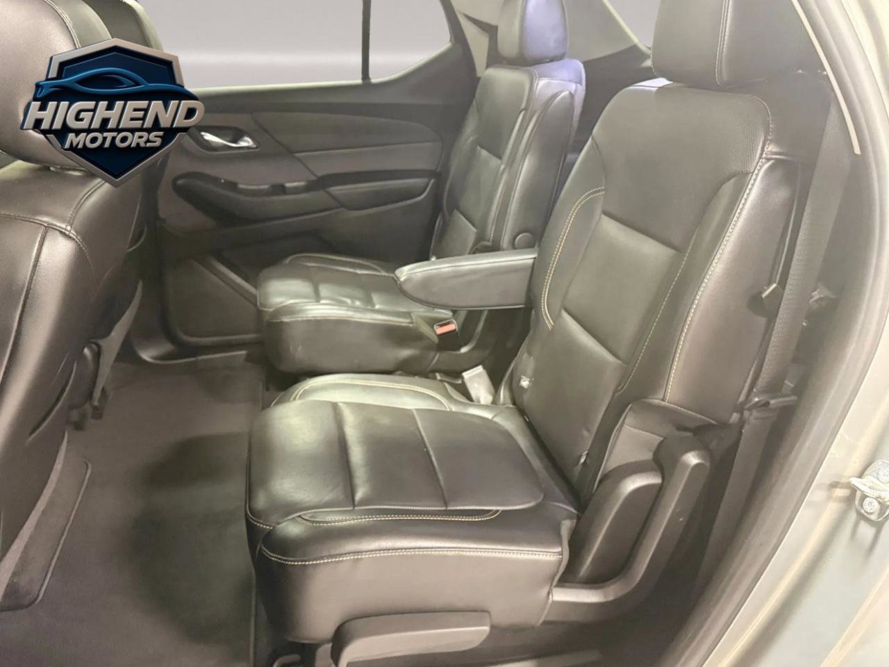 Used 2019 Chevrolet Traverse Premier w/ Driver Confidence II Package FWD image 16