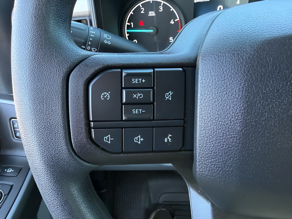 Used 2026 Ford F350 XLT w/ FX4 Off-Road Package AWD/4WD image 11