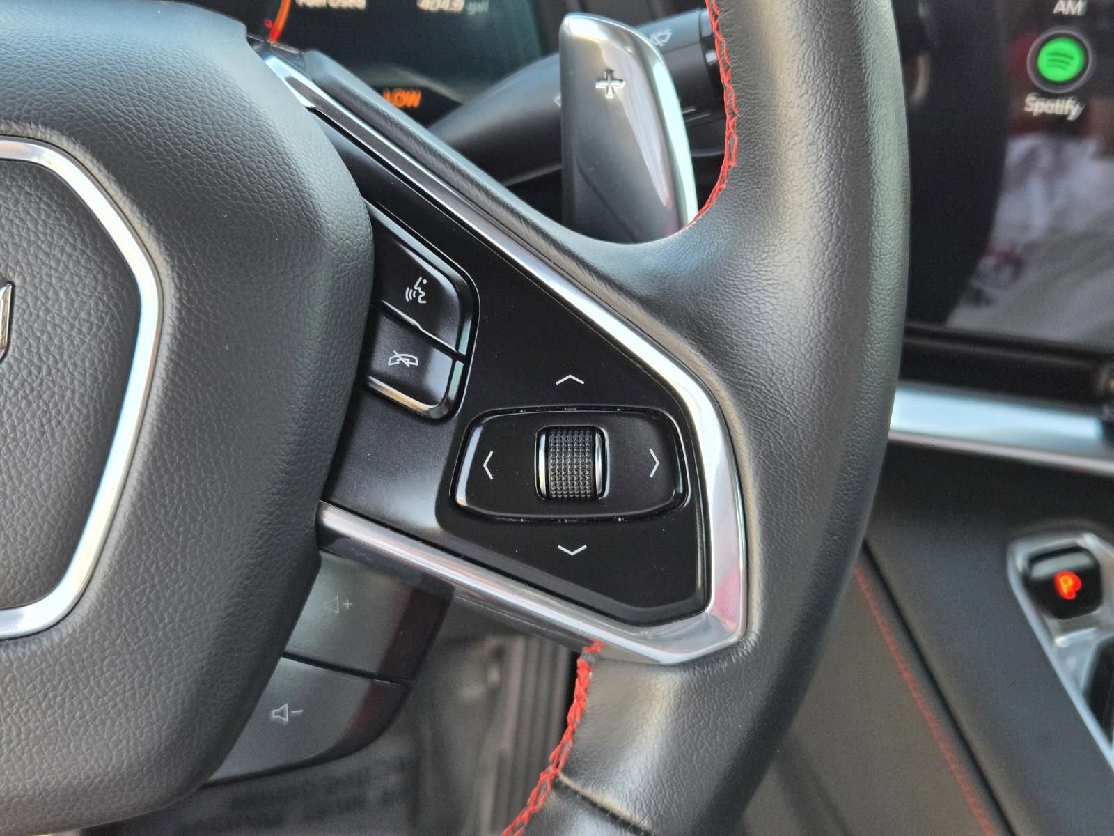 Used 2023 Chevrolet Corvette Stingray Convertible w/ 1LT image 18