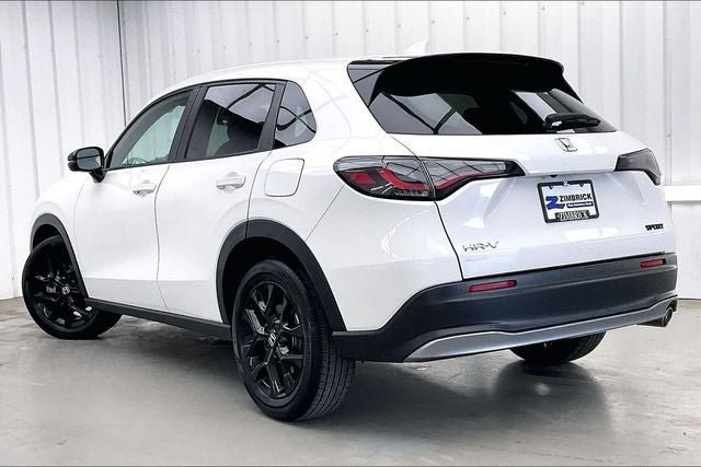 Certified 2025 Honda HR-V Sport image 11