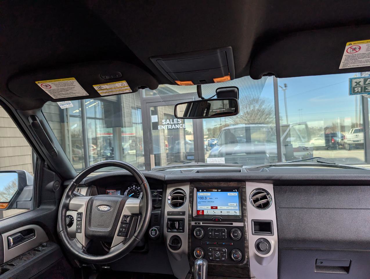 Used 2017 Ford Expedition Limited image 22