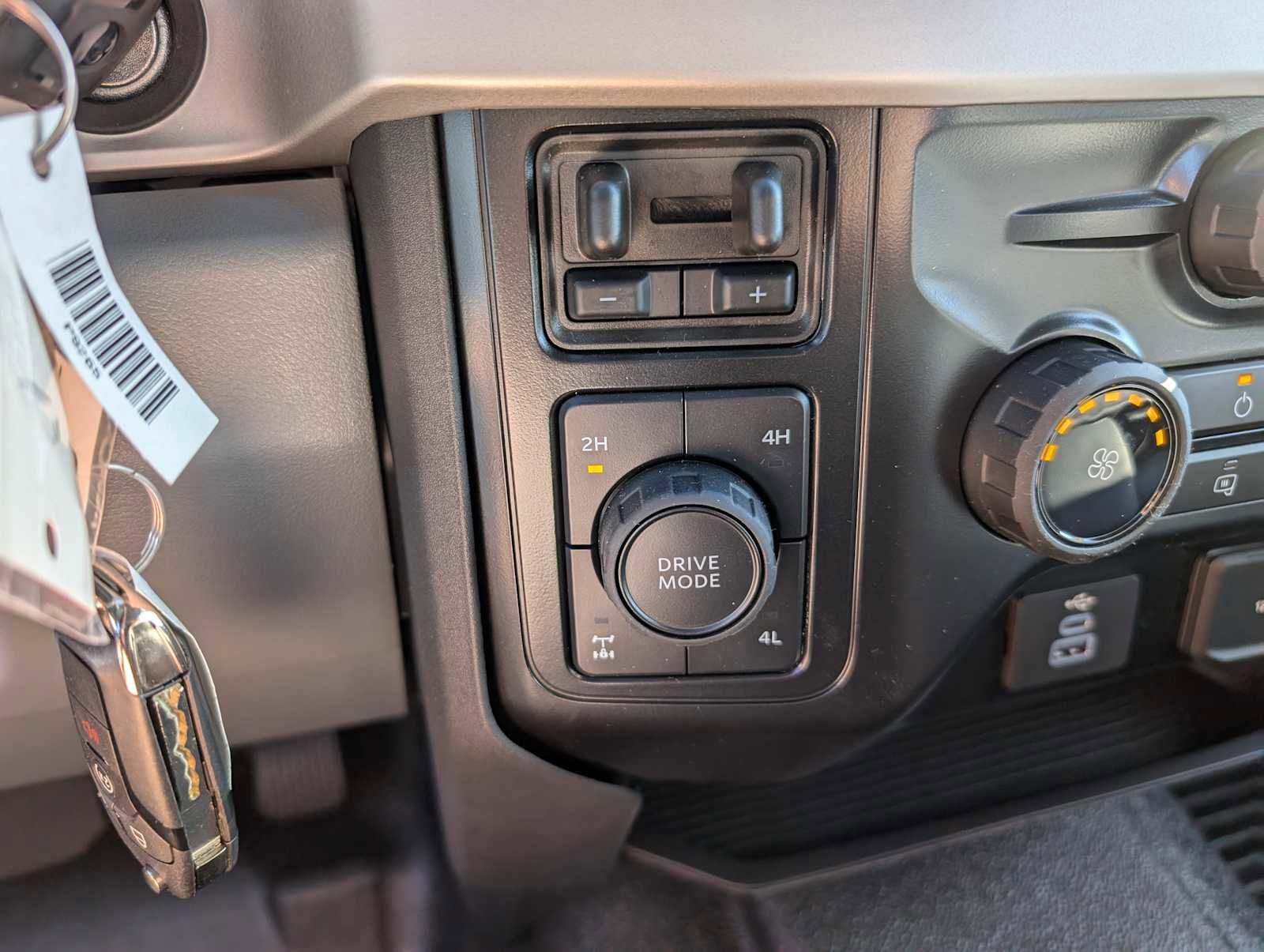 New 2026 Ford F350 XL w/ XL Chrome Package image 25