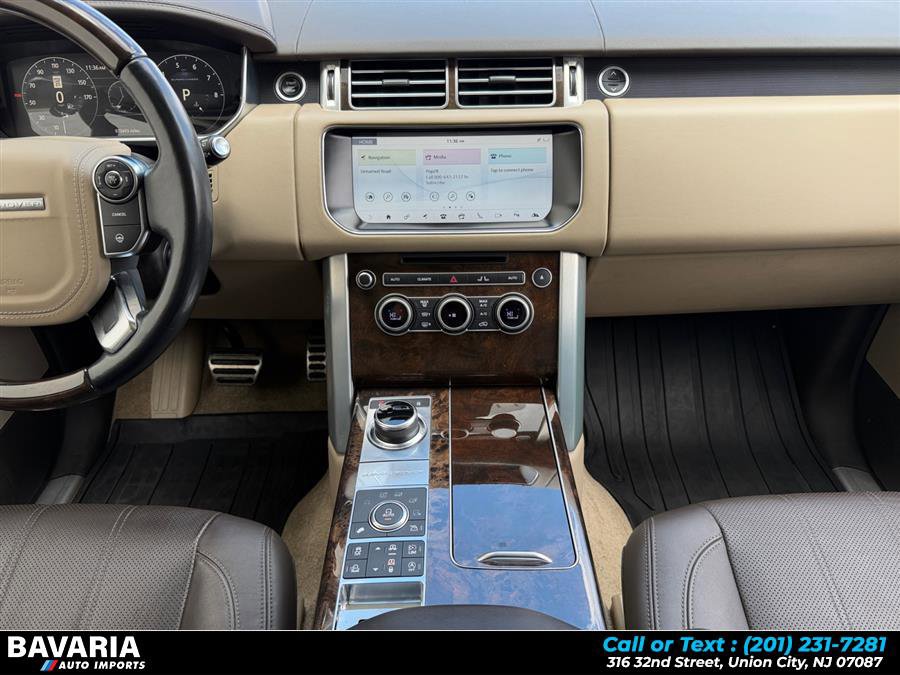 Used 2017 Land Rover Range Rover Supercharged image 15