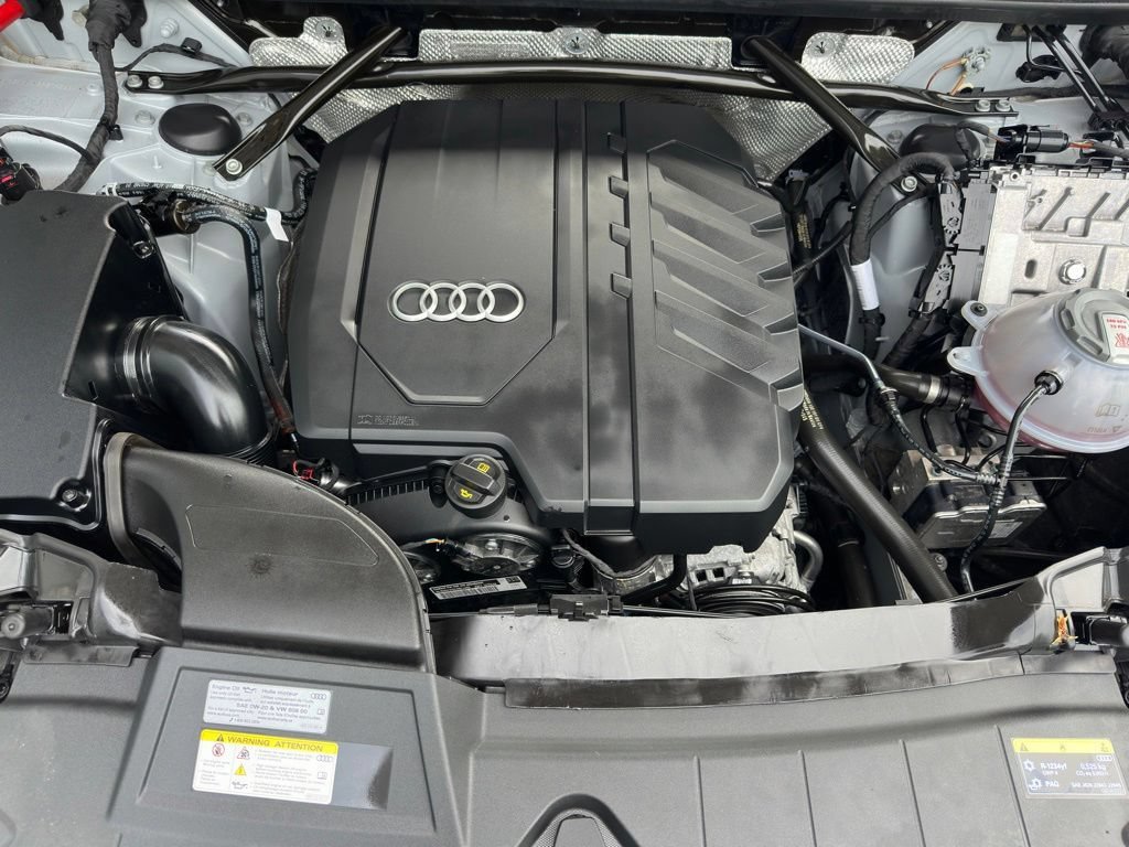 Used 2023 Audi Q5 2.0T Premium Plus w/ Premium Plus Package AWD/4WD image 10