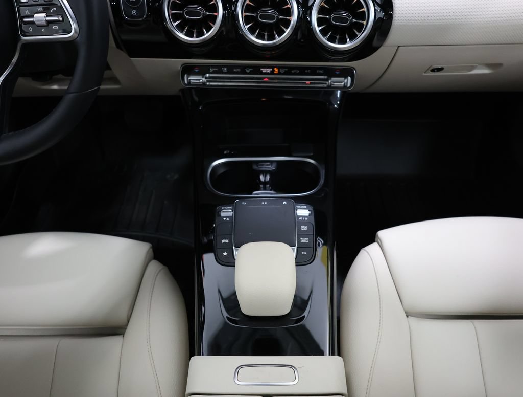 Certified 2023 Mercedes-Benz CLA 250 4MATIC image 20