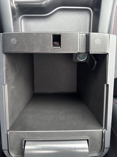 New 2026 Ford Explorer ST-Line image 39