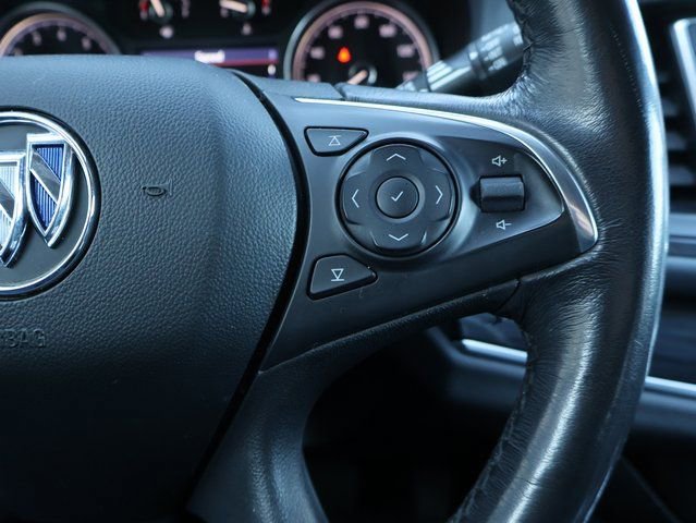 Used 2021 Buick Enclave Essence image 37