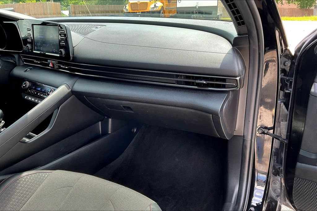 Used 2022 Hyundai Elantra N Line FWD image 17