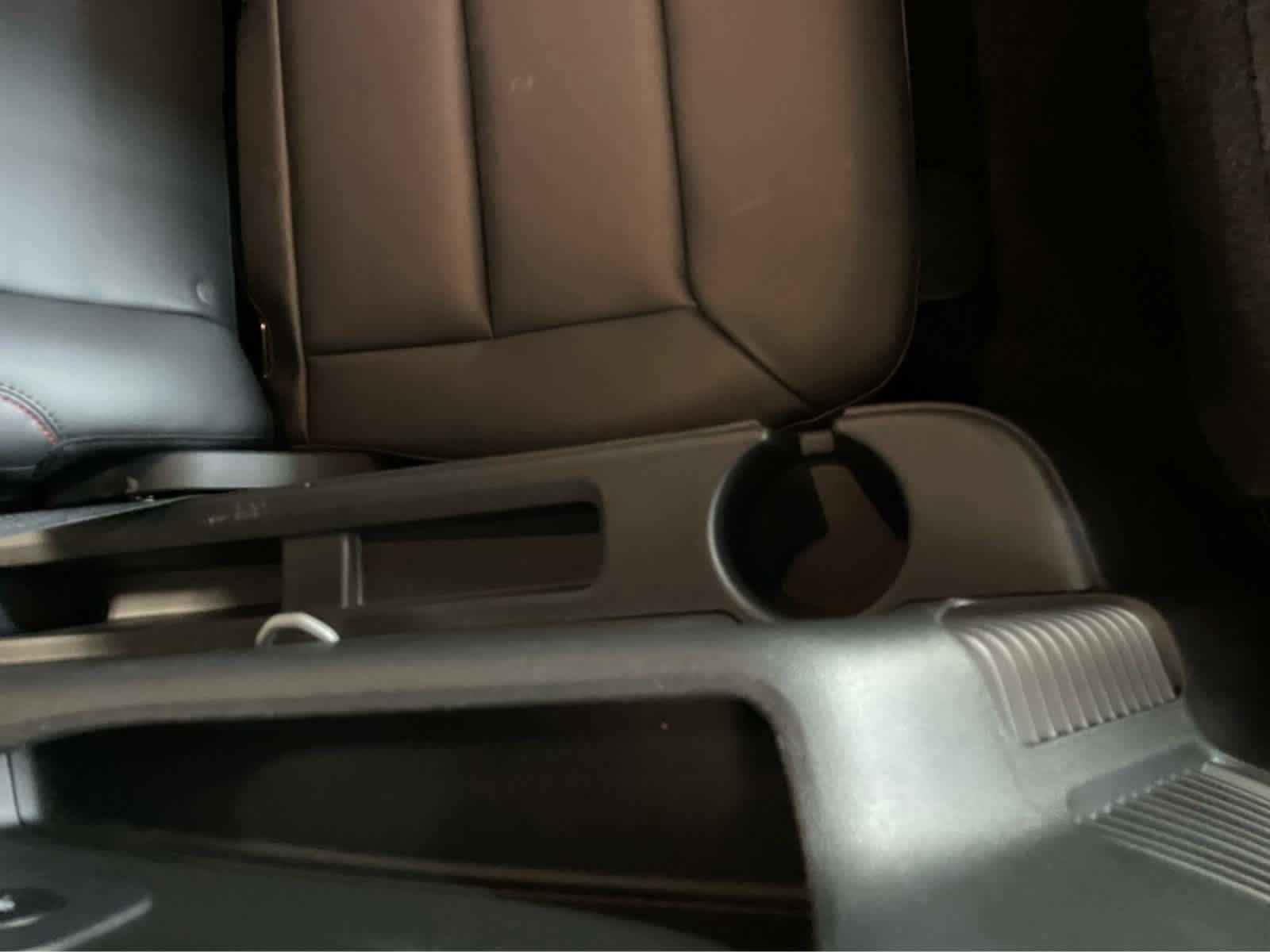 New 2026 Ford Explorer ST-Line w/ ST-Line Street Pack image 38
