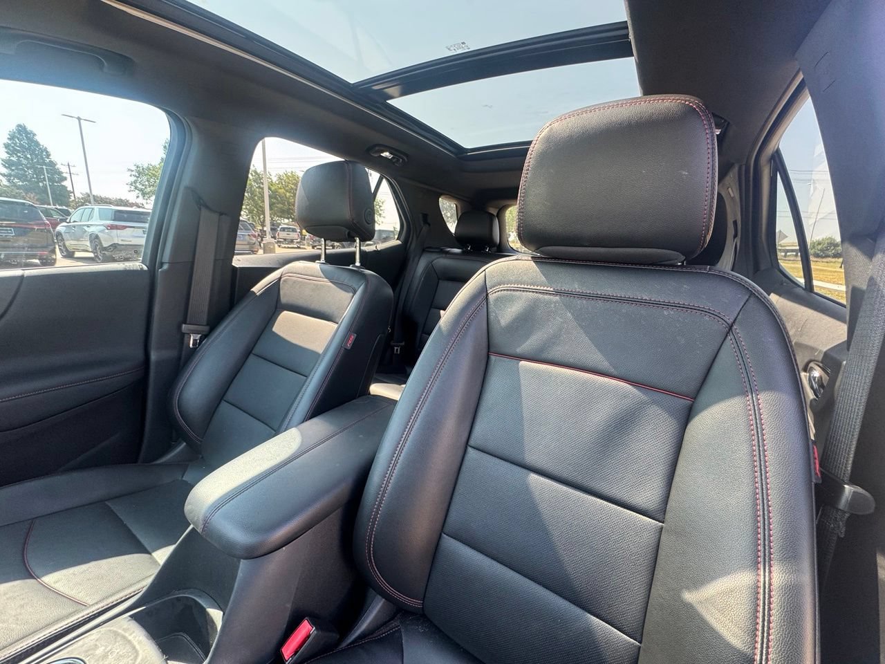 Used 2024 Chevrolet Equinox RS w/ RS Leather Package FWD image 6