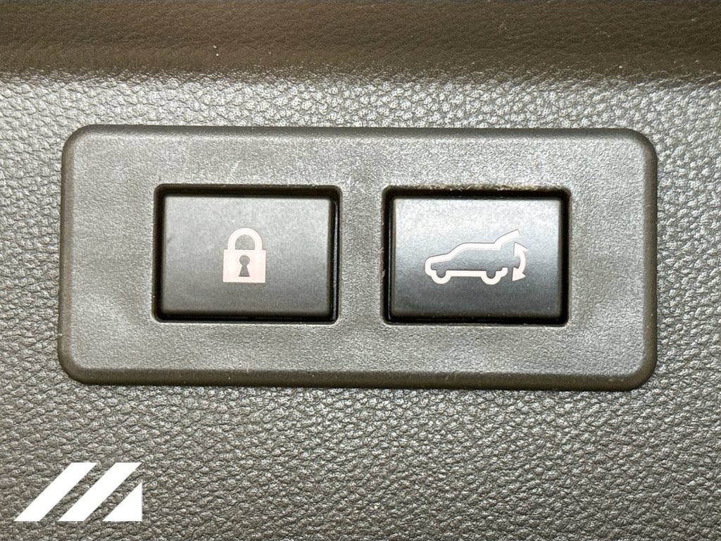 Used 2022 Subaru Forester Premium AWD/4WD image 29