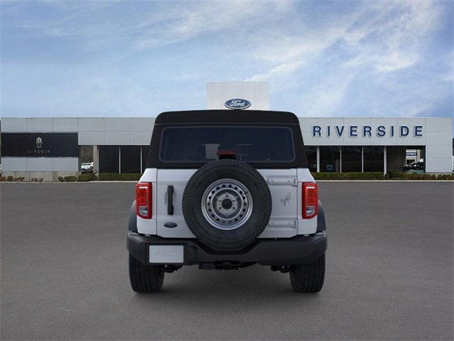 New 2025 Ford Bronco 4-Door image 5