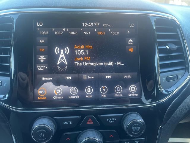 Used 2020 Jeep Grand Cherokee Altitude image 22