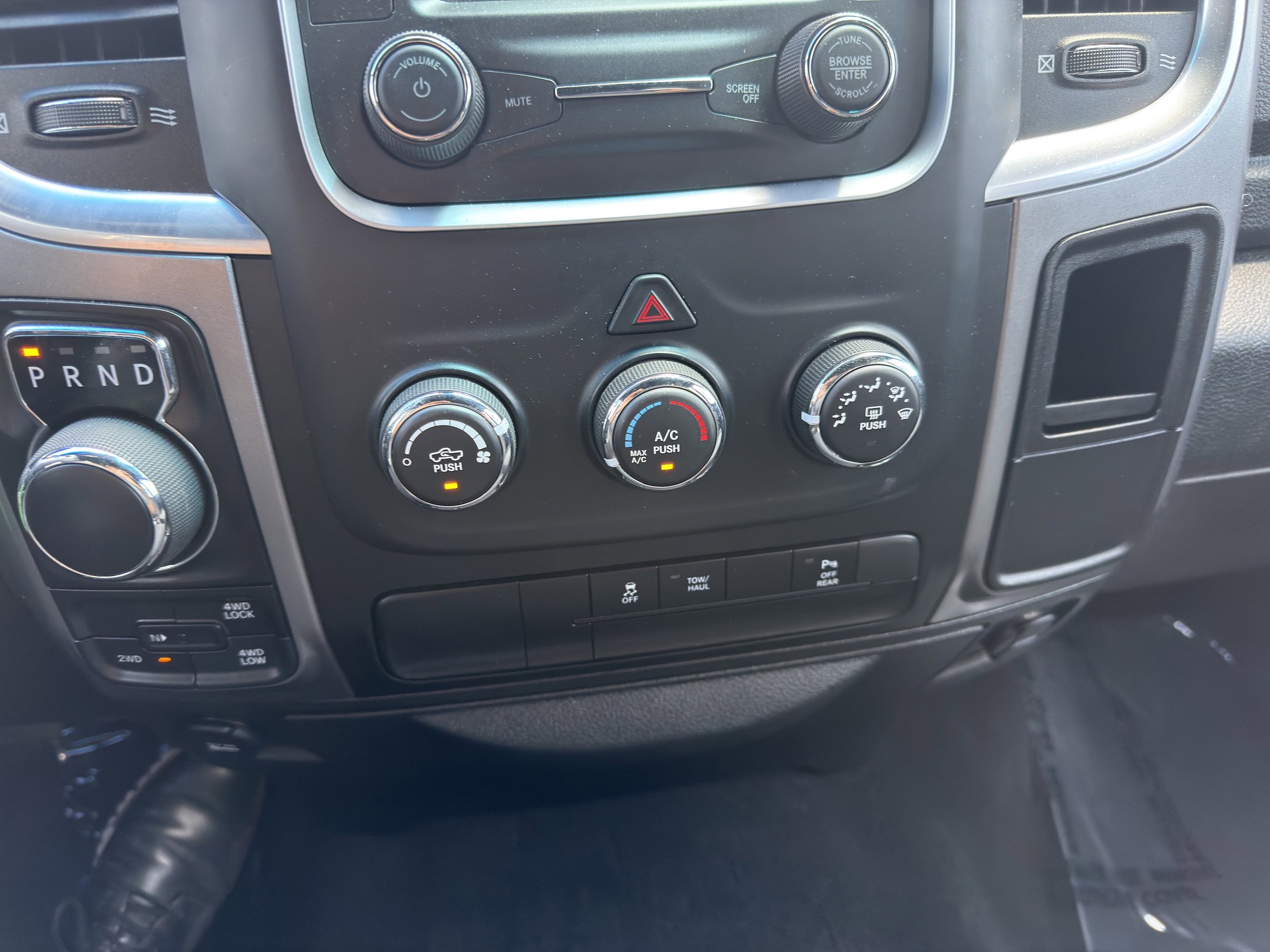Used 2024 RAM 1500 Classic Warlock AWD/4WD image 31