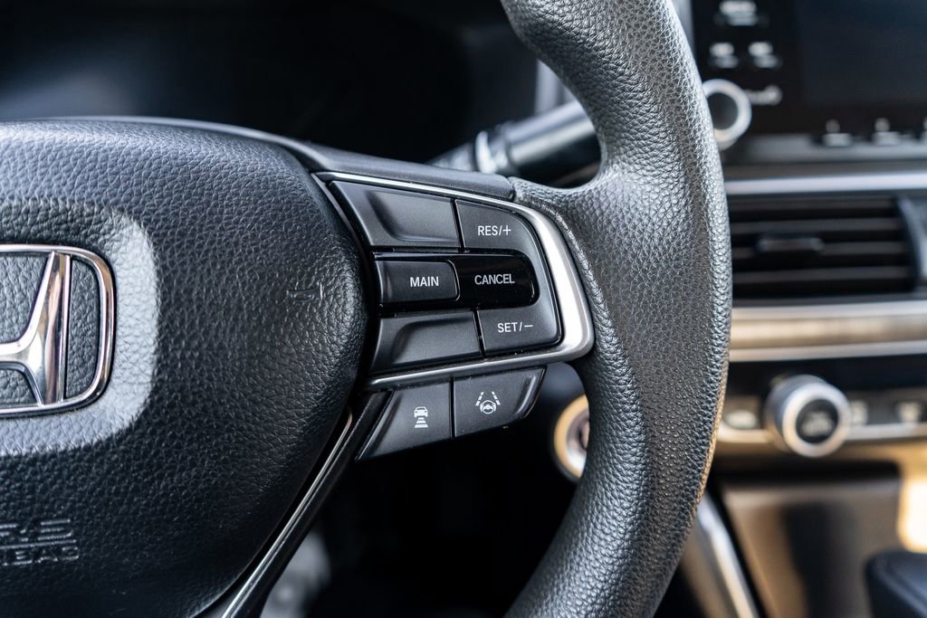 Used 2018 Honda Accord LX image 22