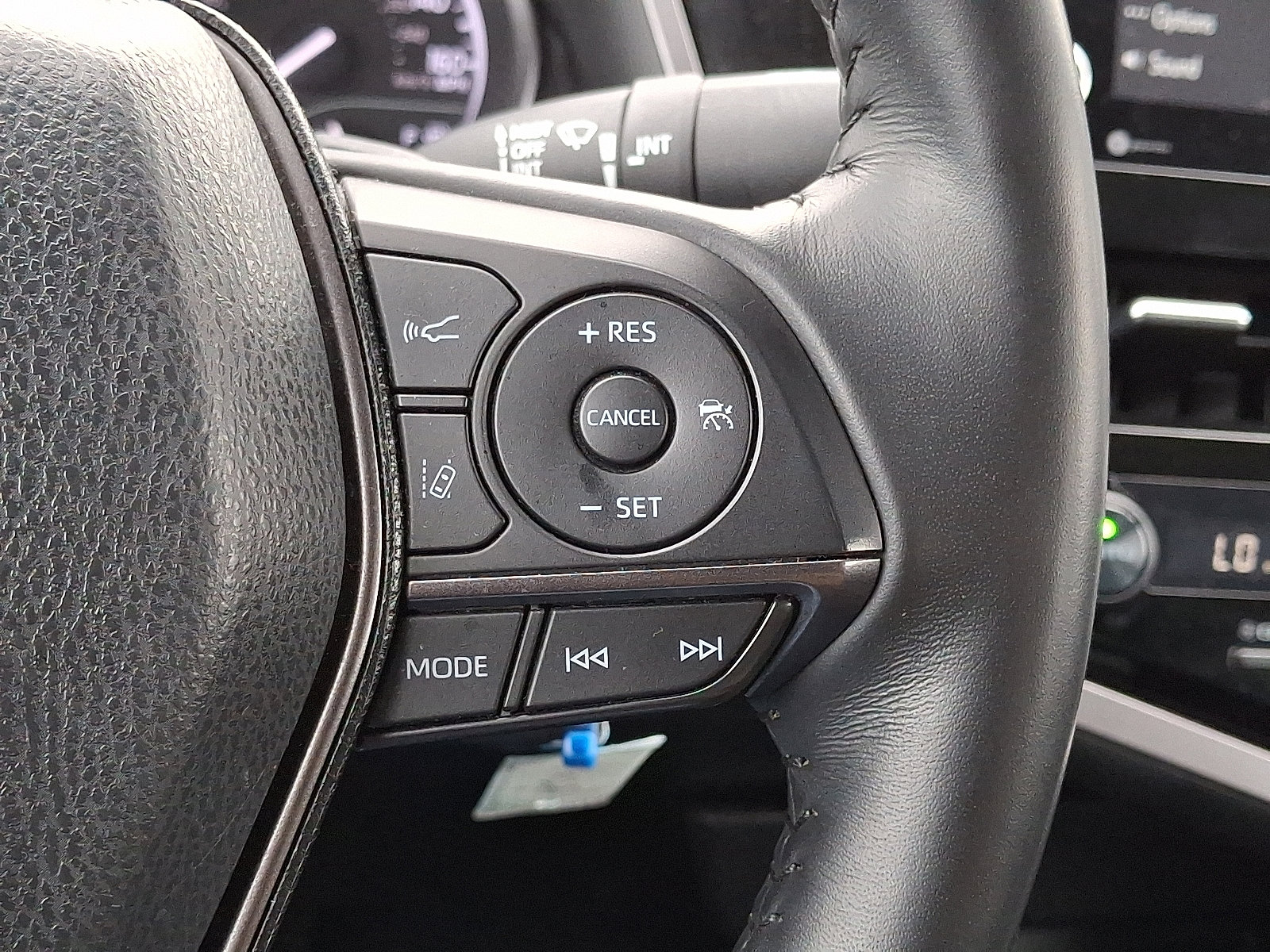 Used 2024 Toyota Camry SE FWD image 22