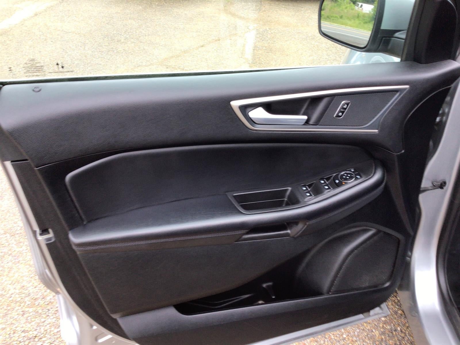 Certified 2024 Ford Edge SEL AWD/4WD image 12