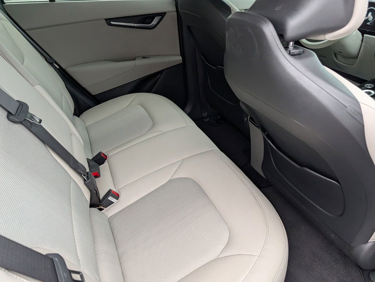 Used 2023 Kia Niro Wind image 23