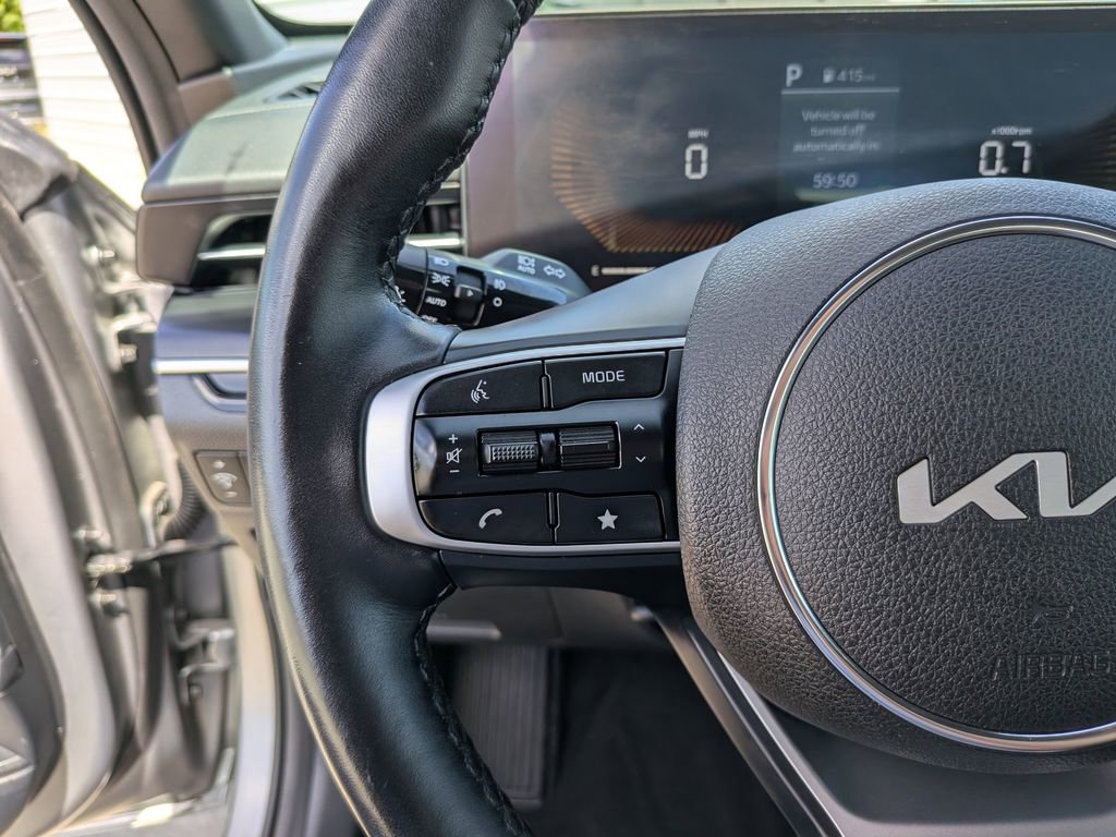 Certified 2025 Kia K5 GT-Line w/ GT-Line Premium Package AWD/4WD image 30
