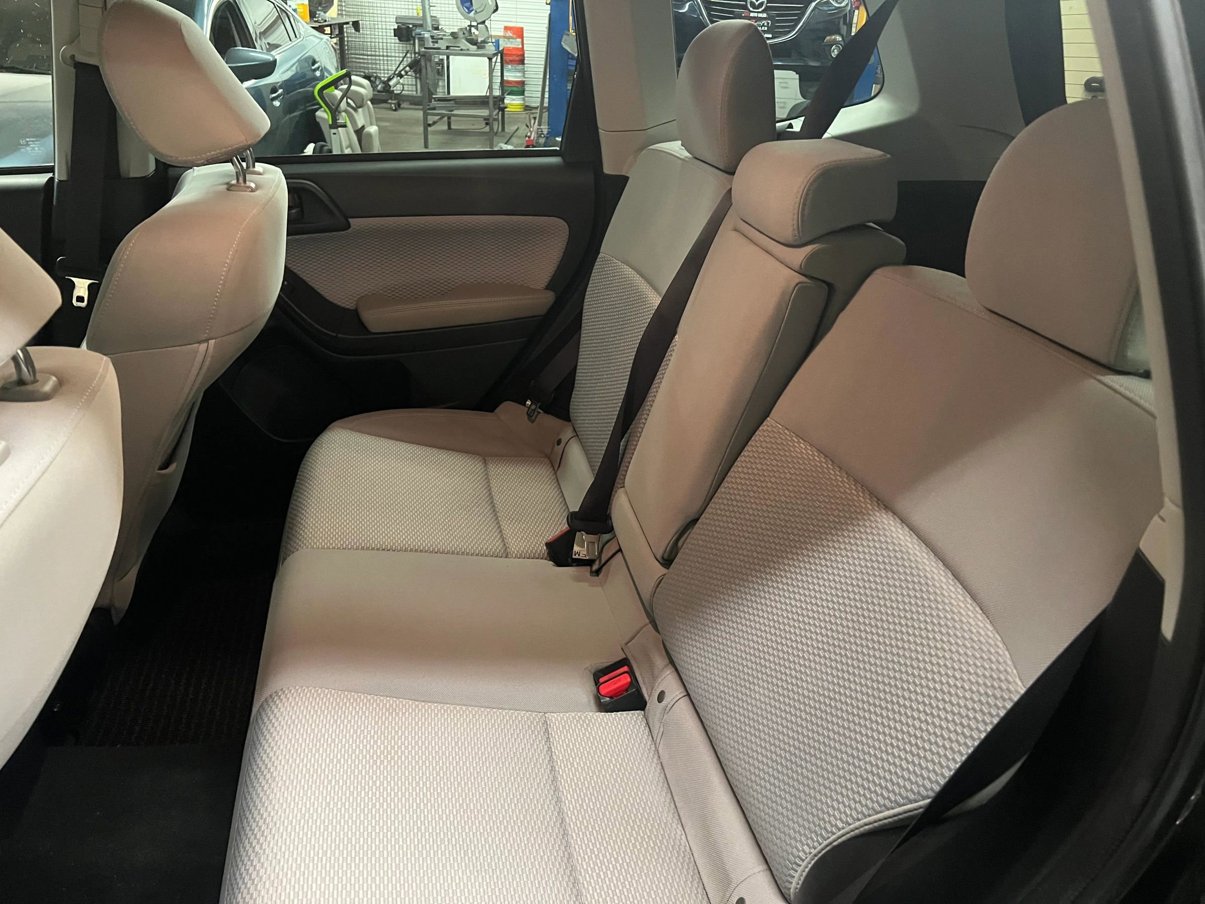 Used 2018 Subaru Forester 2.5i Premium w/ Popular Package #2A AWD/4WD image 23