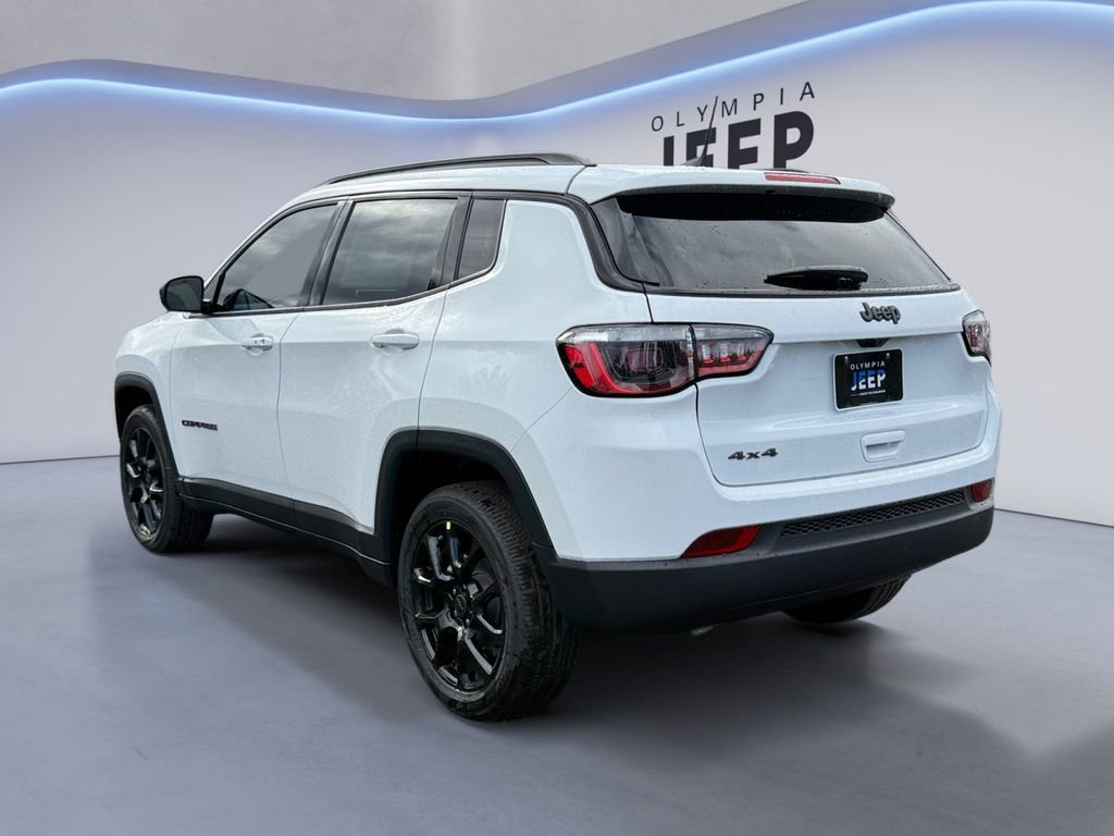 New 2026 Jeep Compass Latitude image 3