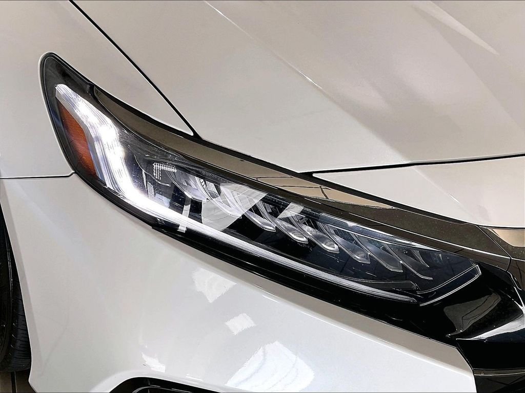 Used 2022 Honda Accord Sport image 32