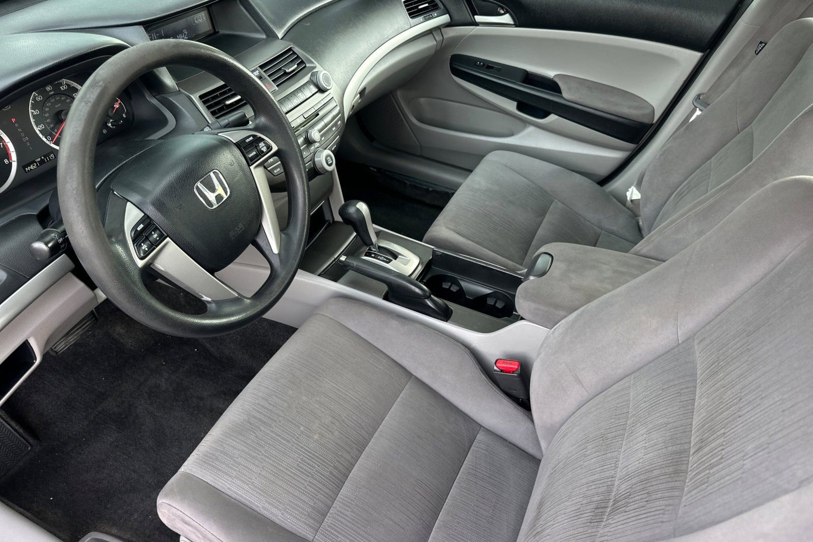 Used 2011 Honda Accord LX image 10