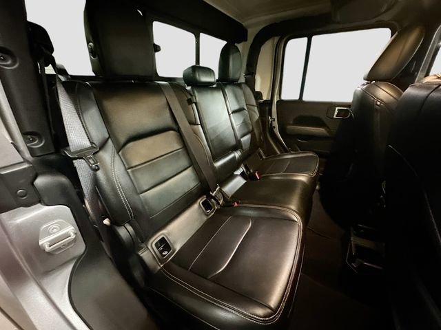Used 2020 Jeep Gladiator Overland image 27