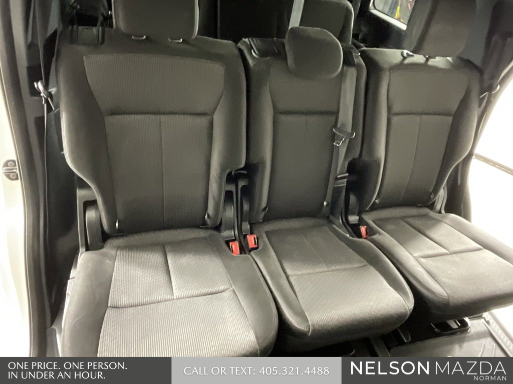 Used 2019 Ford Expedition XLT image 32